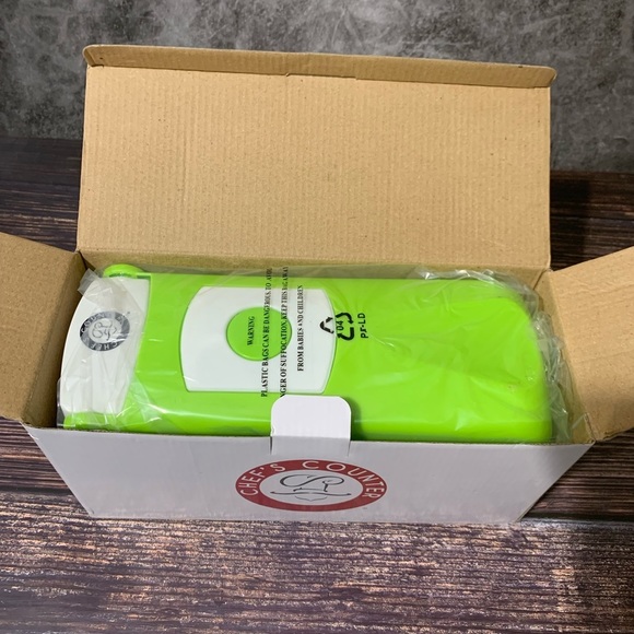 Multipurpose Vegetable and Fruit Chopper Cutter Grater Slicer - Picture 3 of 14